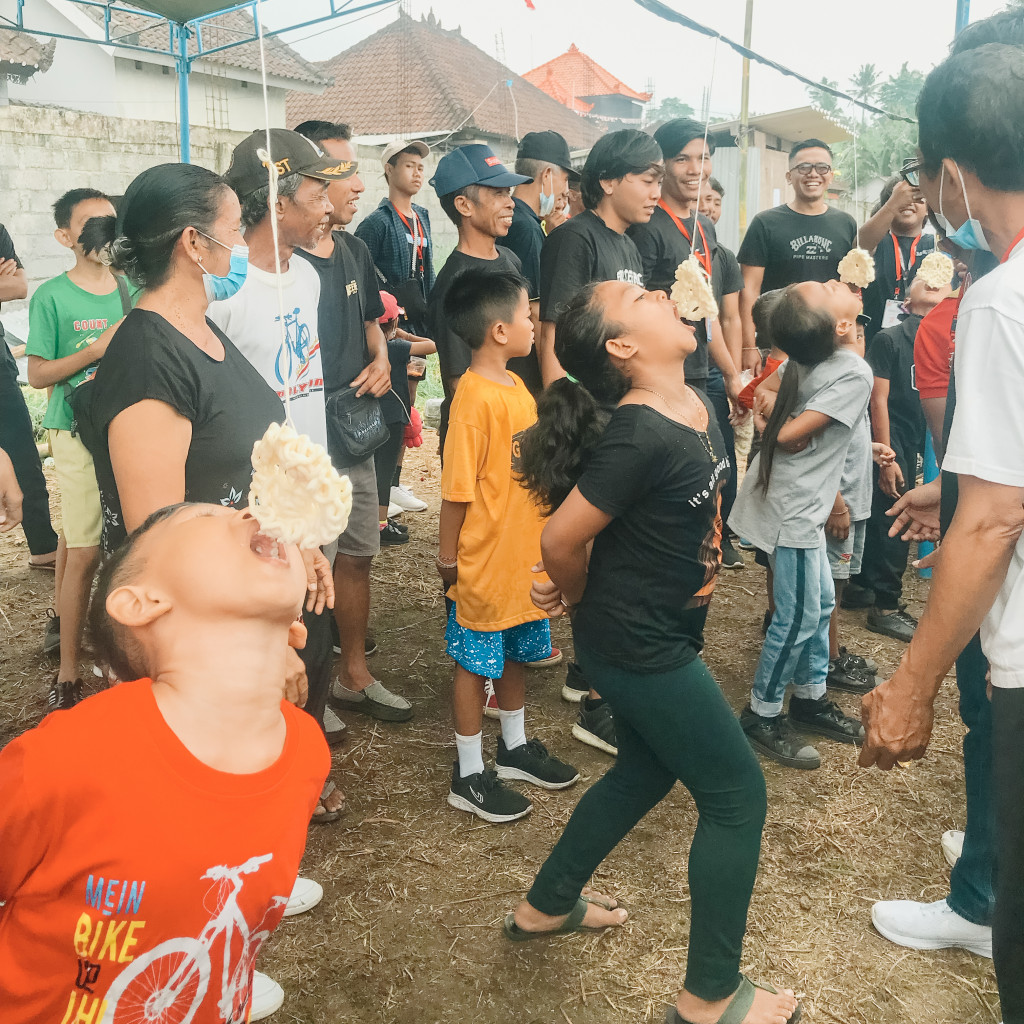 KEMERIAHAN STT SEMARA RATIH DALAM PERLOMBAAN MEMPERINGATI HARI