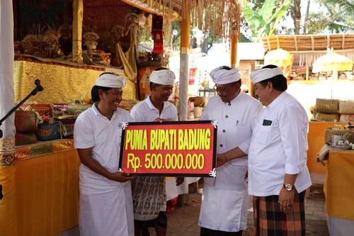 Karya Memungkah, Ngenteg Linggih di Pura Puseh Desa Adat Sembung  Pemkab Dukung Dana Upakara 500 Juta